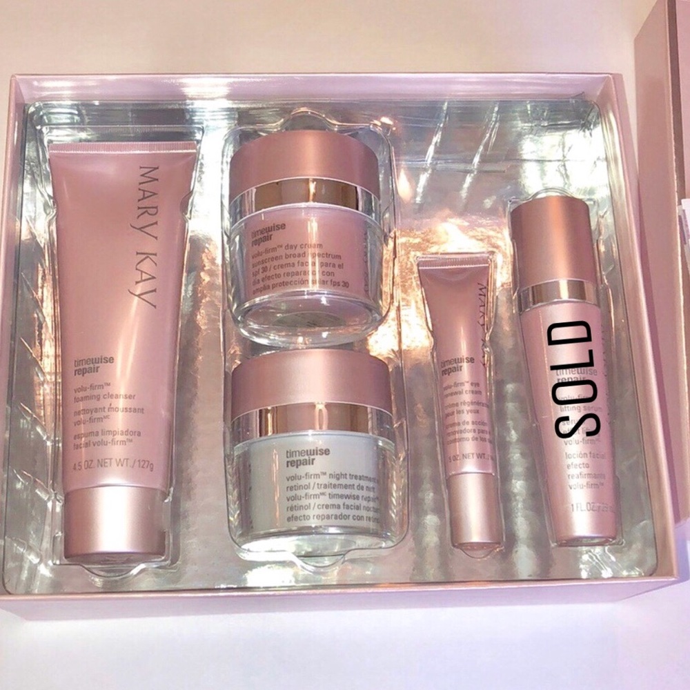 Mary Kay Timewise Repair Volu-Firm Set